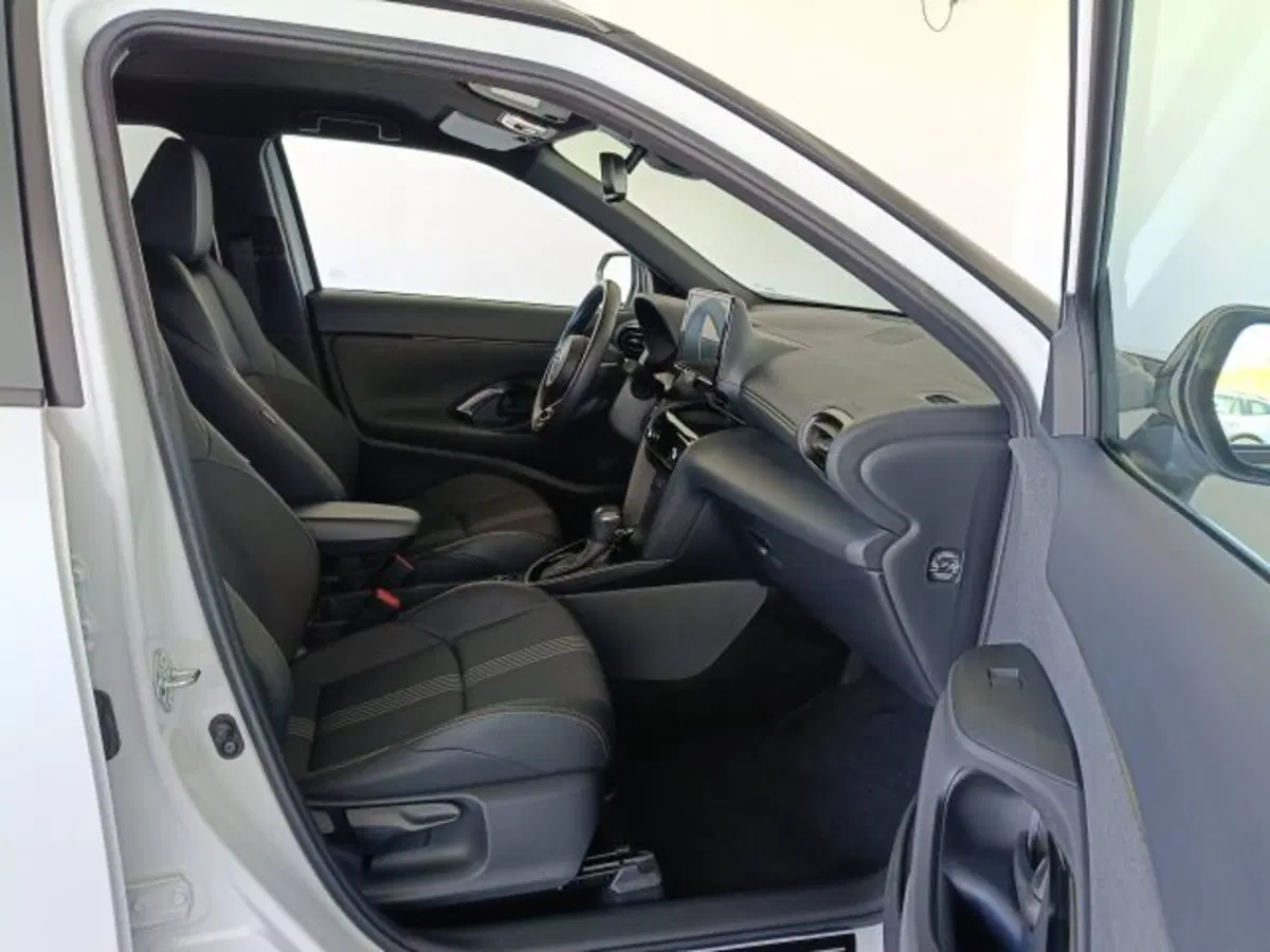 Toyota Yaris Cross usata a Teramo (11)