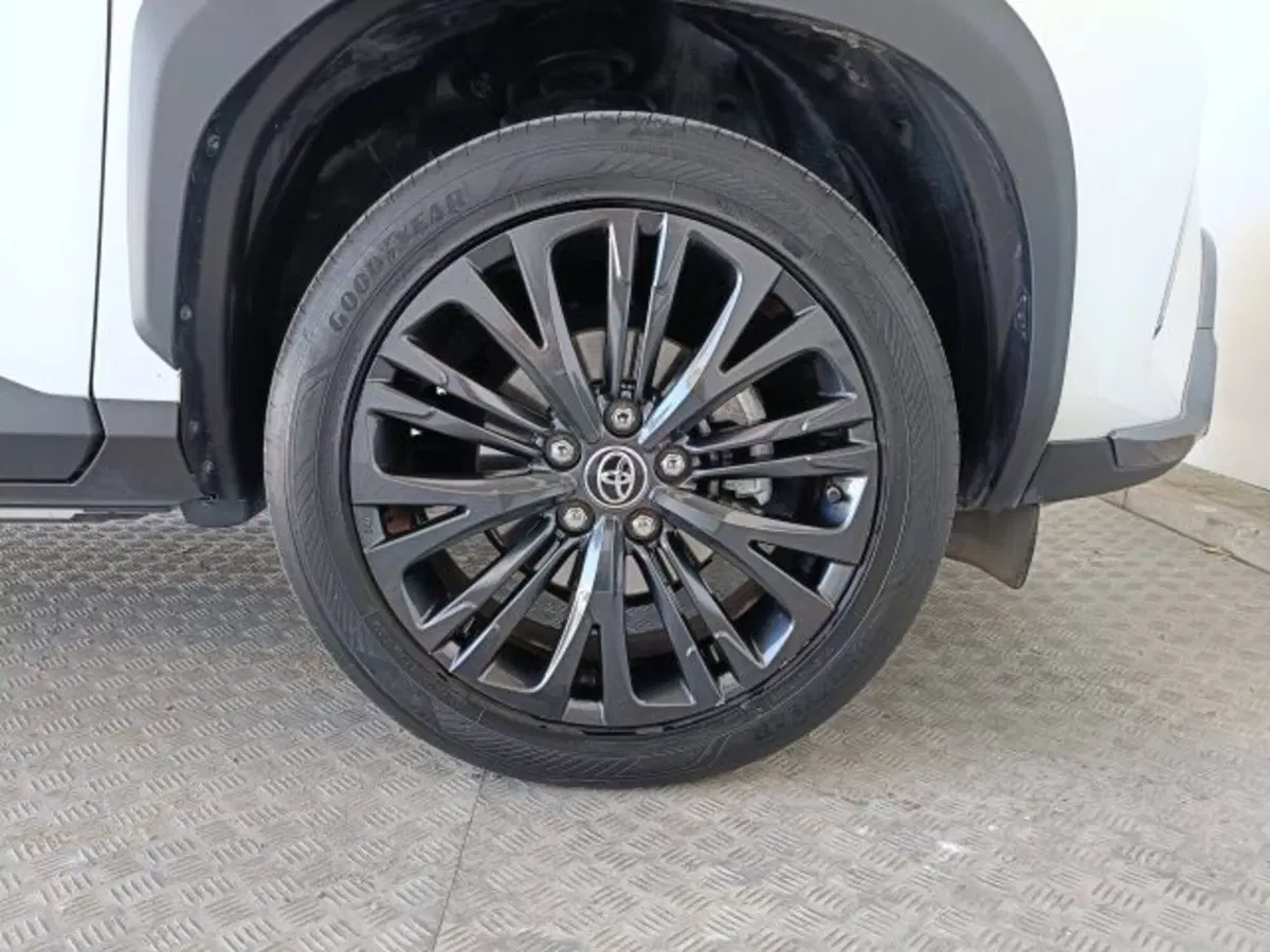 Toyota Yaris Cross usata a Teramo (19)