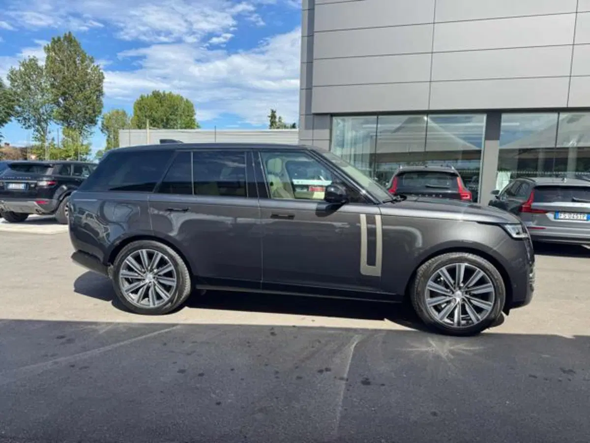 Land Rover Range Rover usata a Lucca (5)