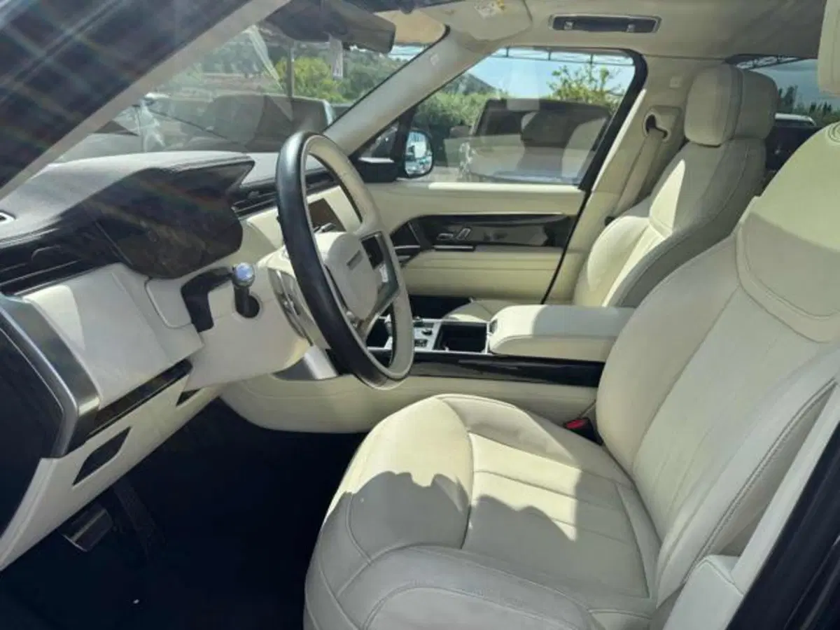 Land Rover Range Rover usata a Lucca (9)