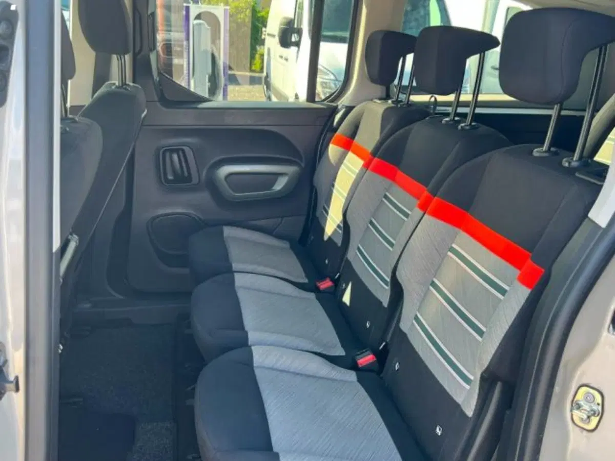 Citroen Berlingo usata a Lucca (11)