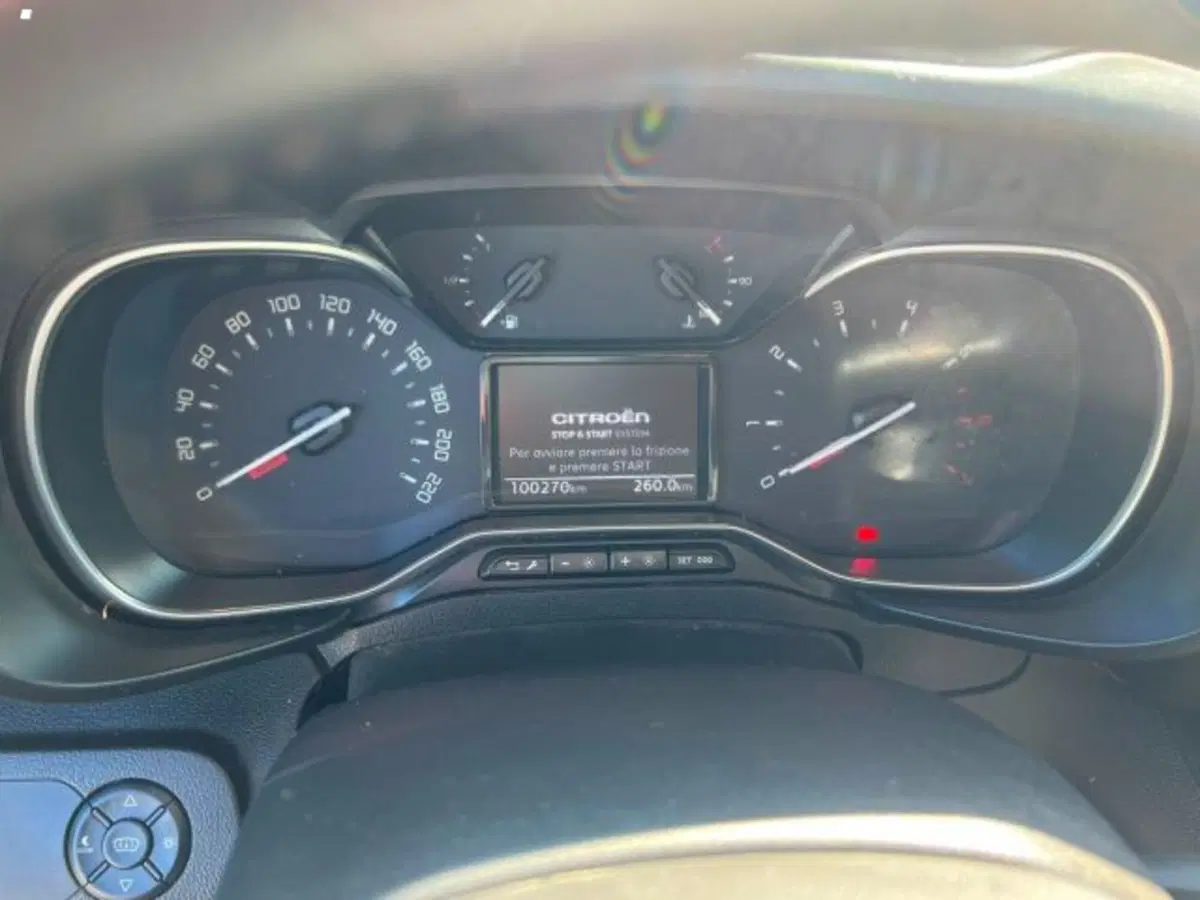 Citroen Berlingo usata a Lucca (9)