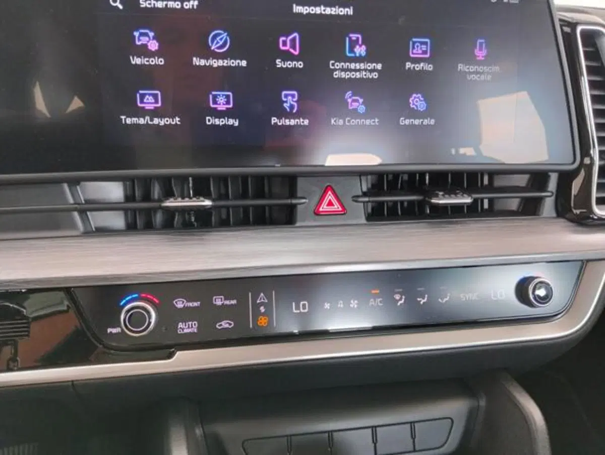 Kia Sportage usata a Como (18)