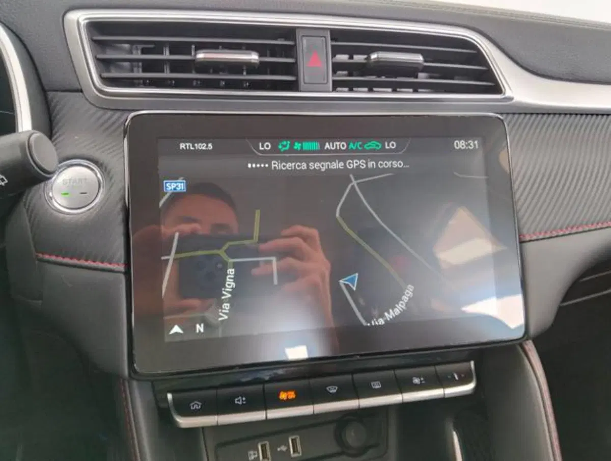 Mg ZS (2021-->) usata a Como (14)