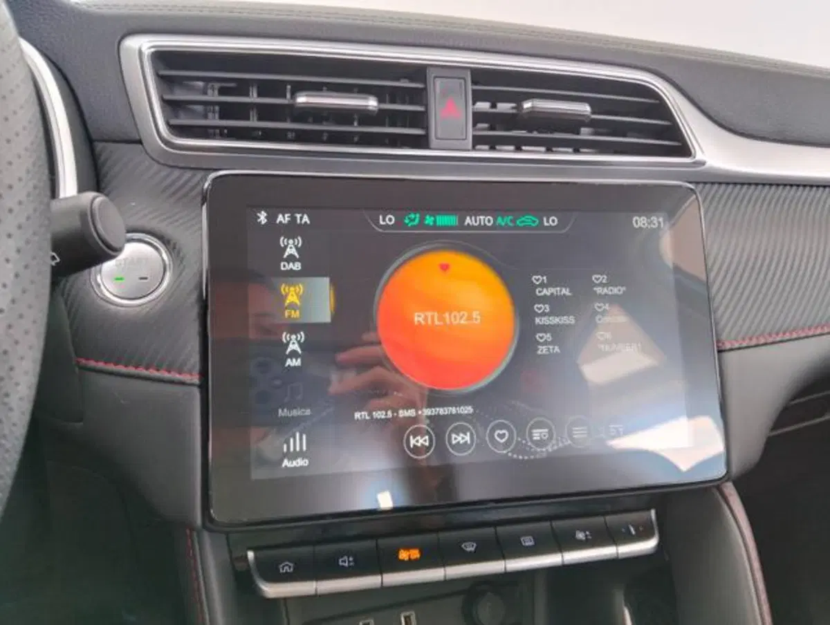 Mg ZS (2021-->) usata a Como (16)