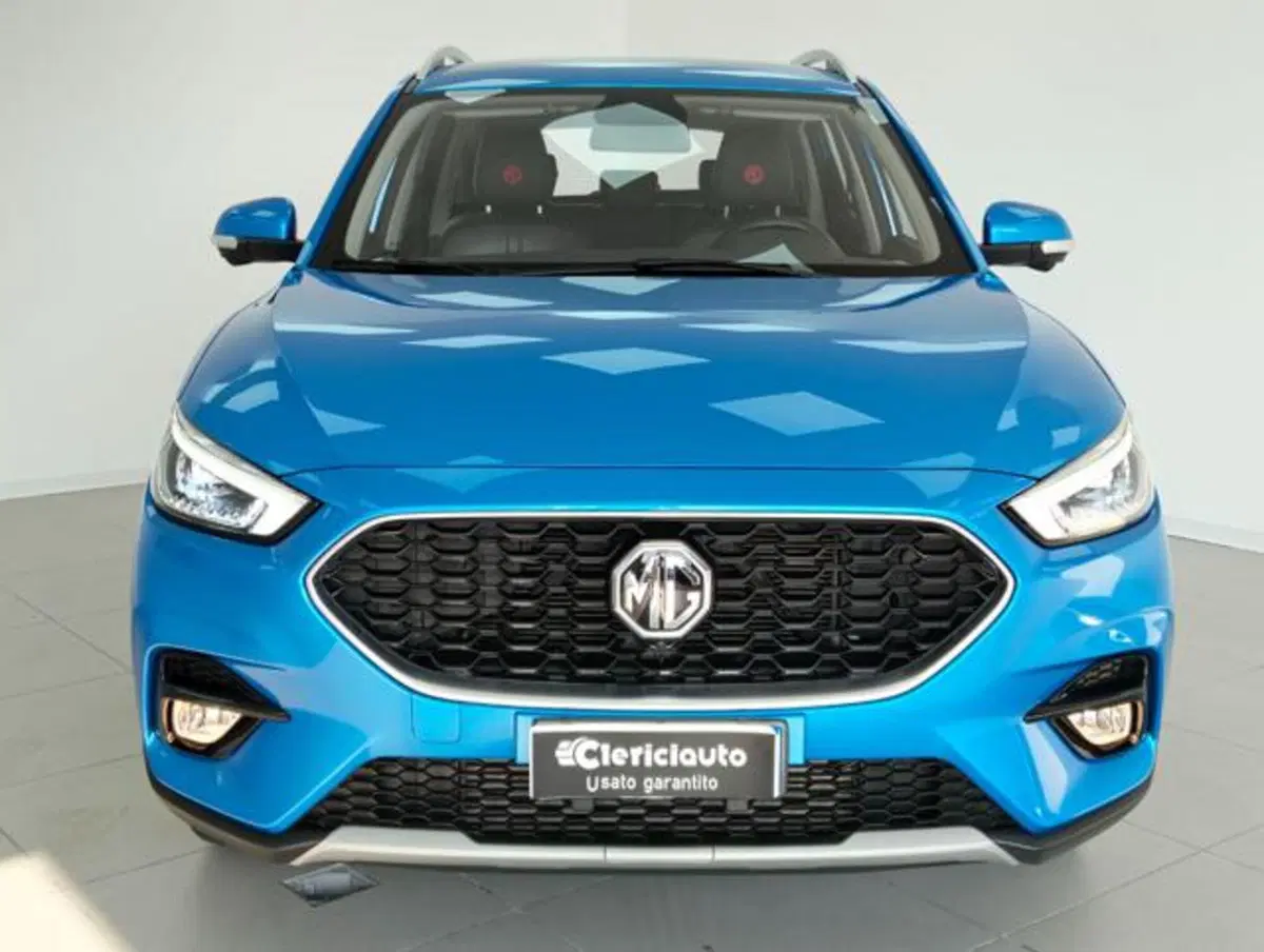 Mg ZS (2021-->) usata a Como (6)