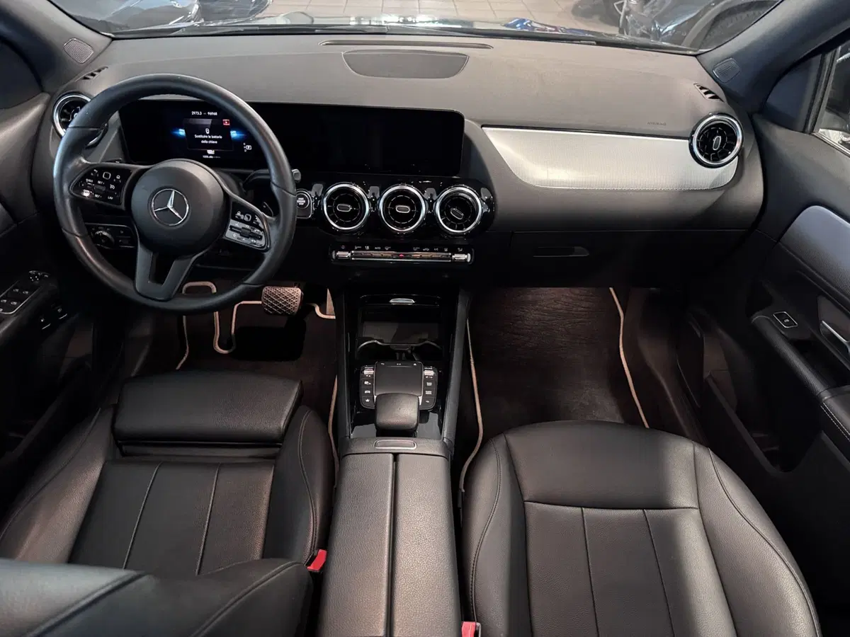 Mercedes-Benz GLA SUV usata a Messina (11)