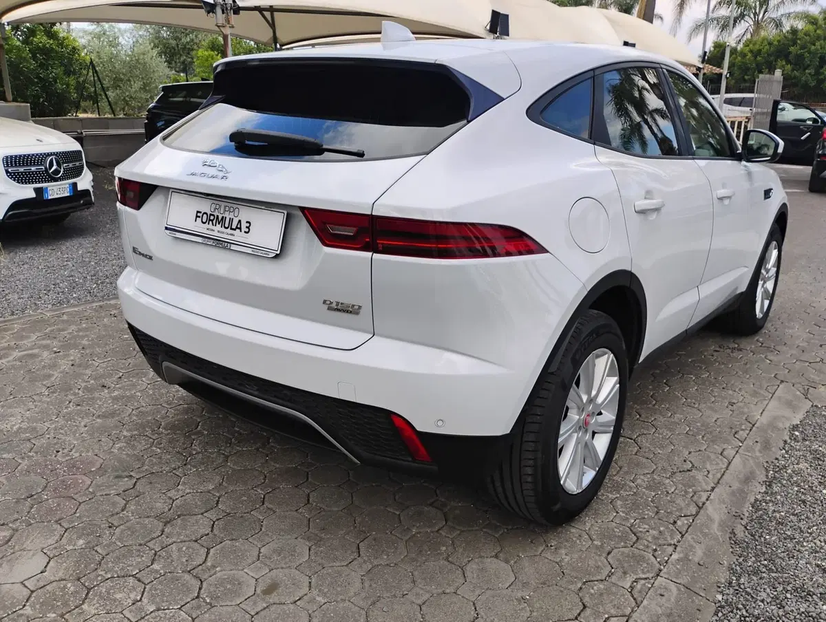 Jaguar E-Pace usata a Messina (3)