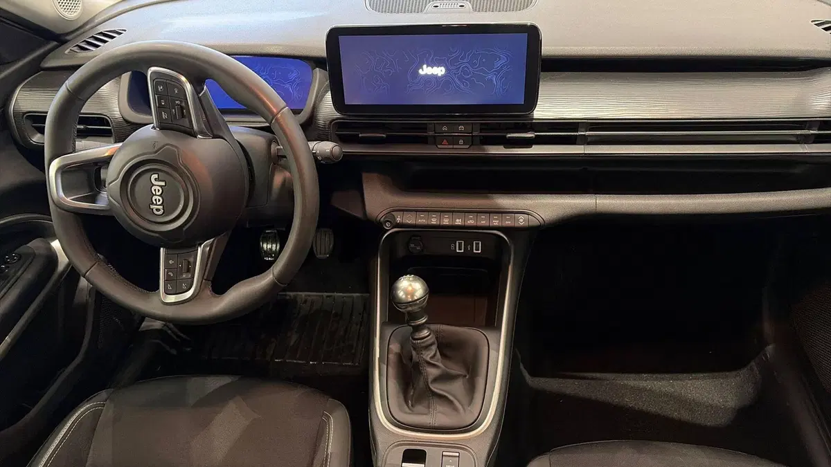 Jeep Avenger usata a Viterbo (9)