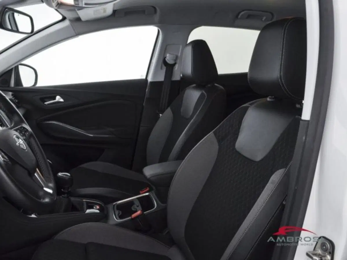 Opel Grandland X usata a Perugia (9)
