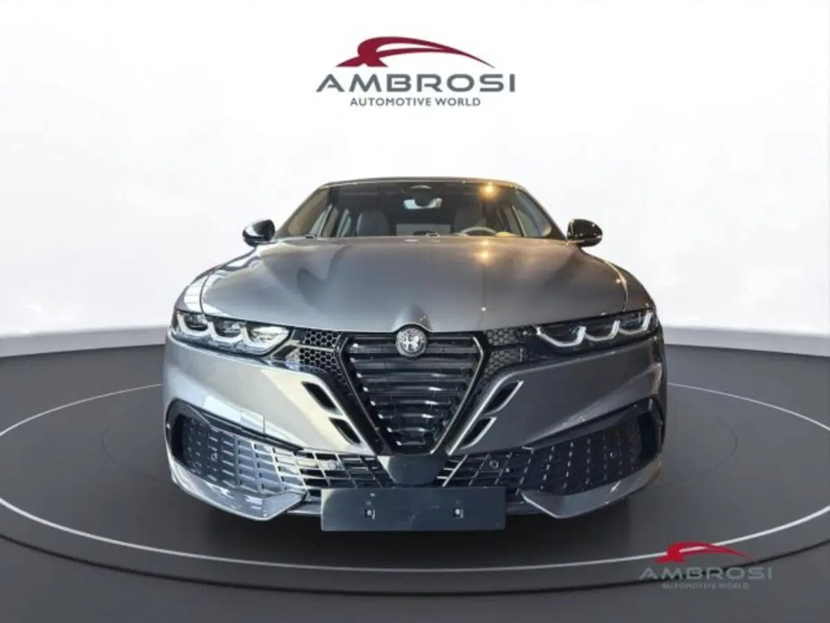 Alfa Romeo Tonale nuova a Perugia (6)