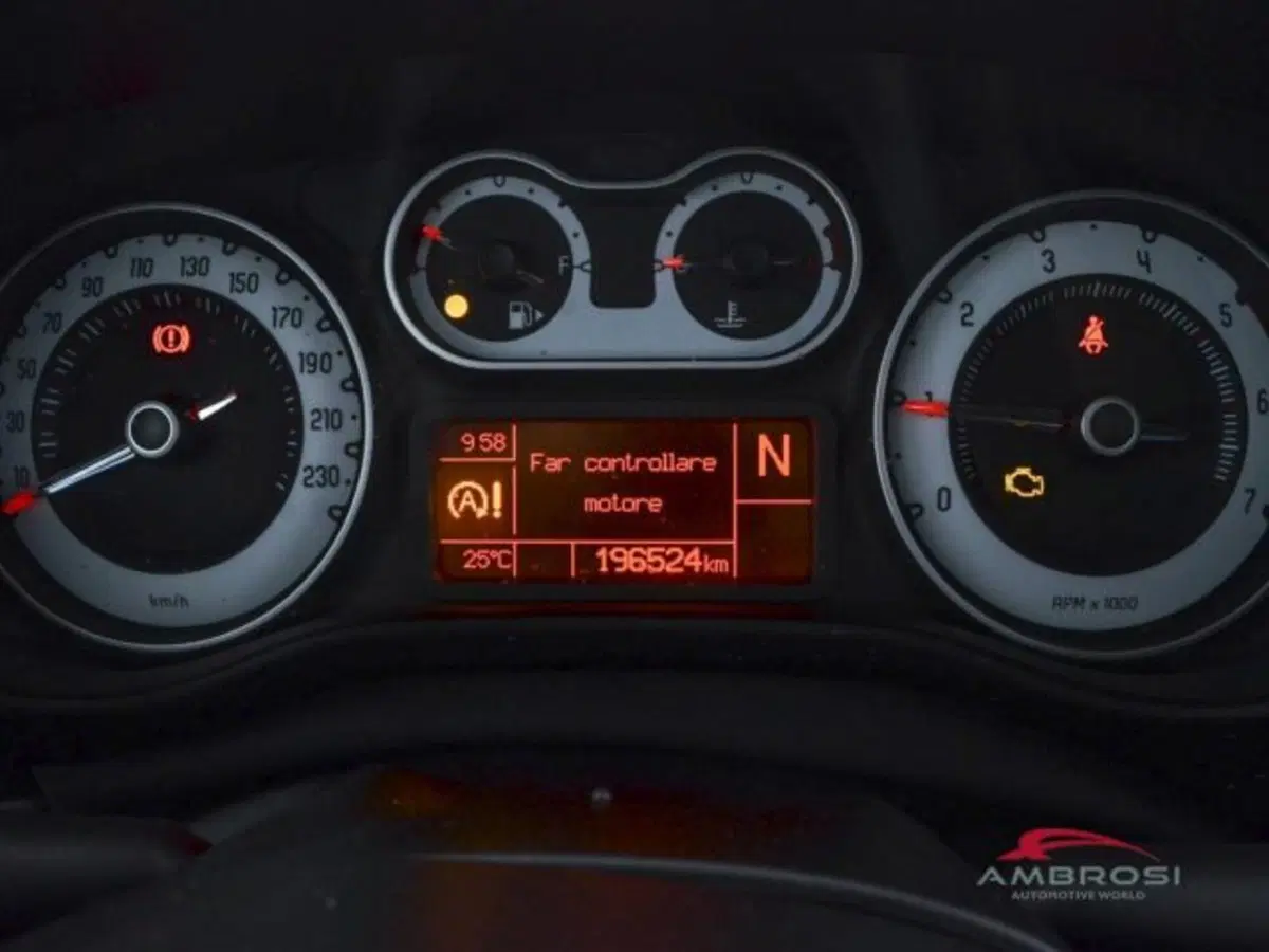Fiat 500L usata a Perugia (13)