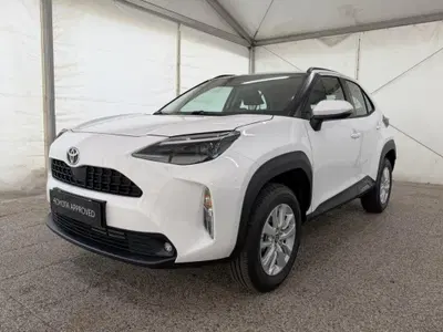 Toyota Yaris Cross 1.5h GR Sport Black Sky fwd 116cv e-cvt nuova a Monza