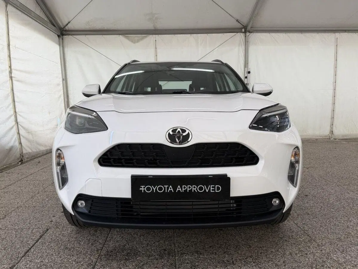 Toyota Yaris Cross nuova a Monza e Brianza (2)