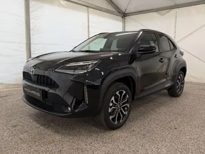 Toyota Yaris Cross 1.5h GR Sport Black Sky fwd 116cv e-cvt nuova a Monza