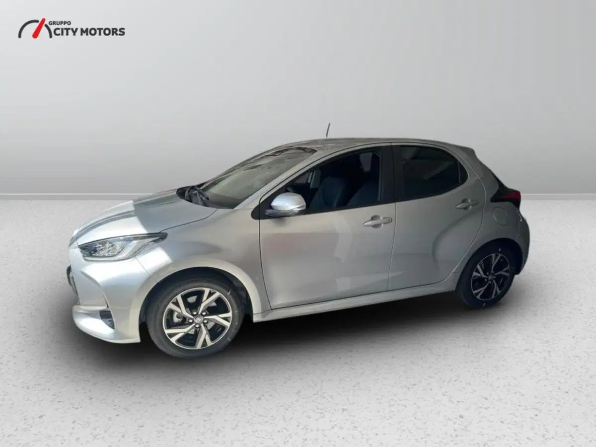 Toyota Yaris Cross nuova a Monza e Brianza (2)