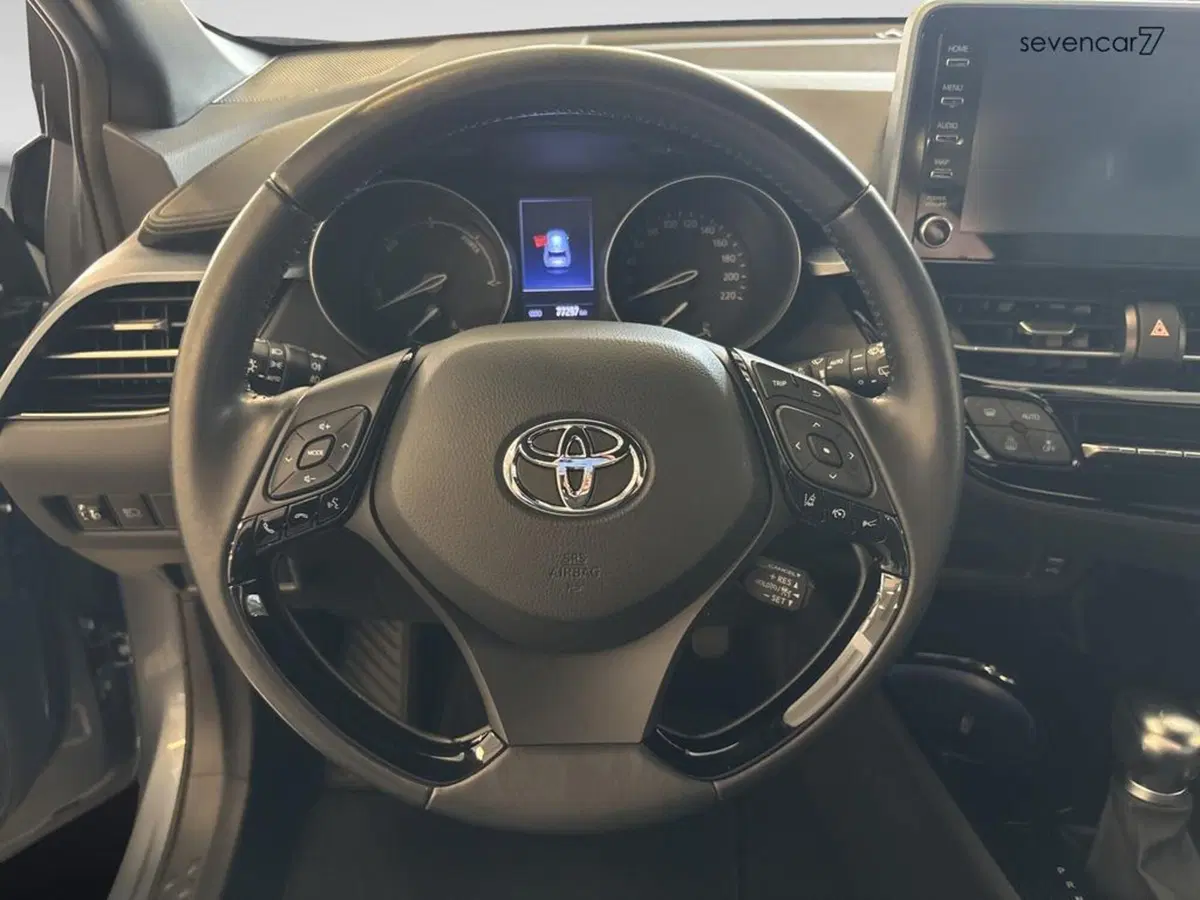 Toyota Toyota C-HR usata a Verona (12)