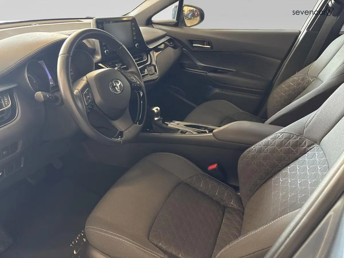 Toyota Toyota C-HR usata a Verona (9)