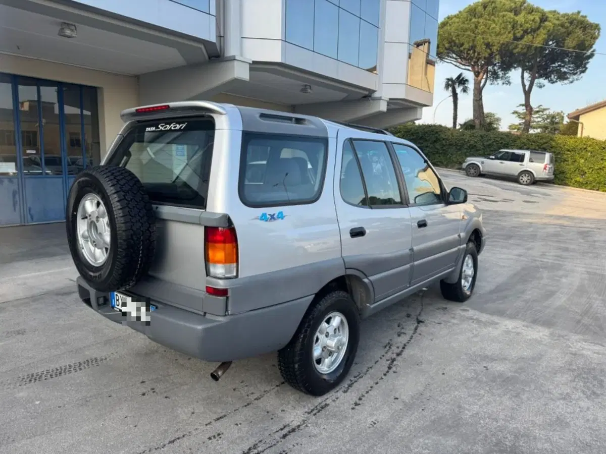 Tata Safari usata a Macerata (4)