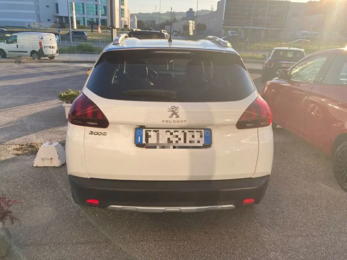 Peugeot 2008 usata a Macerata (5)