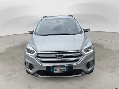 Ford Kuga 1.5 TDCI 120 CV S&amp;S 2WD Powershift Edition del 2019 usata a Recanati