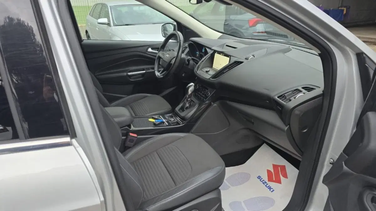 Ford Kuga usata a Macerata (8)
