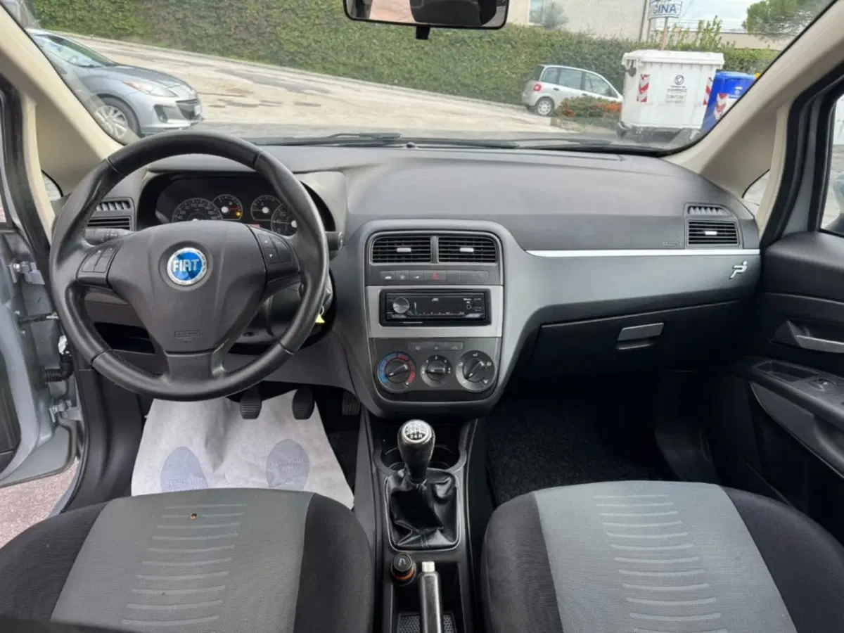Fiat Grande Punto usata a Macerata (3)
