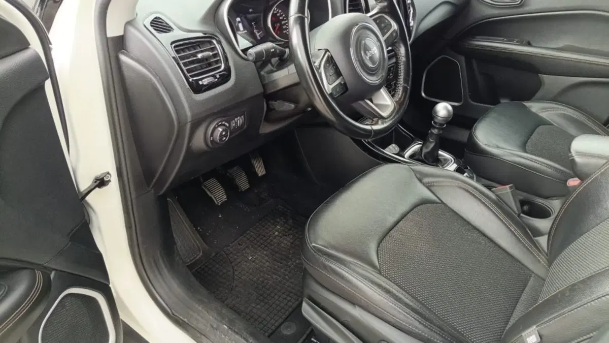 Jeep Compass usata a Macerata (9)