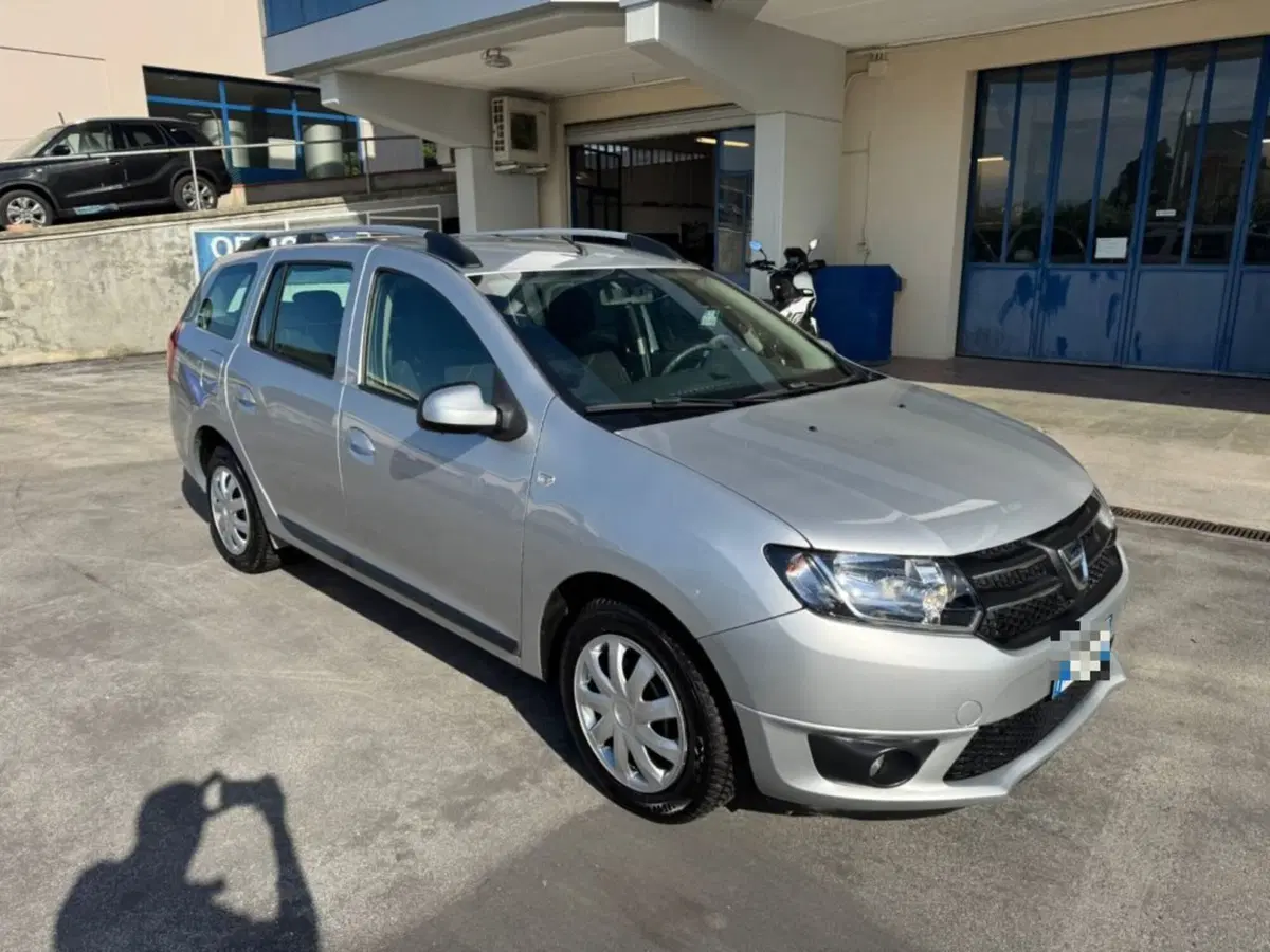 Dacia Logan usata a Macerata (3)