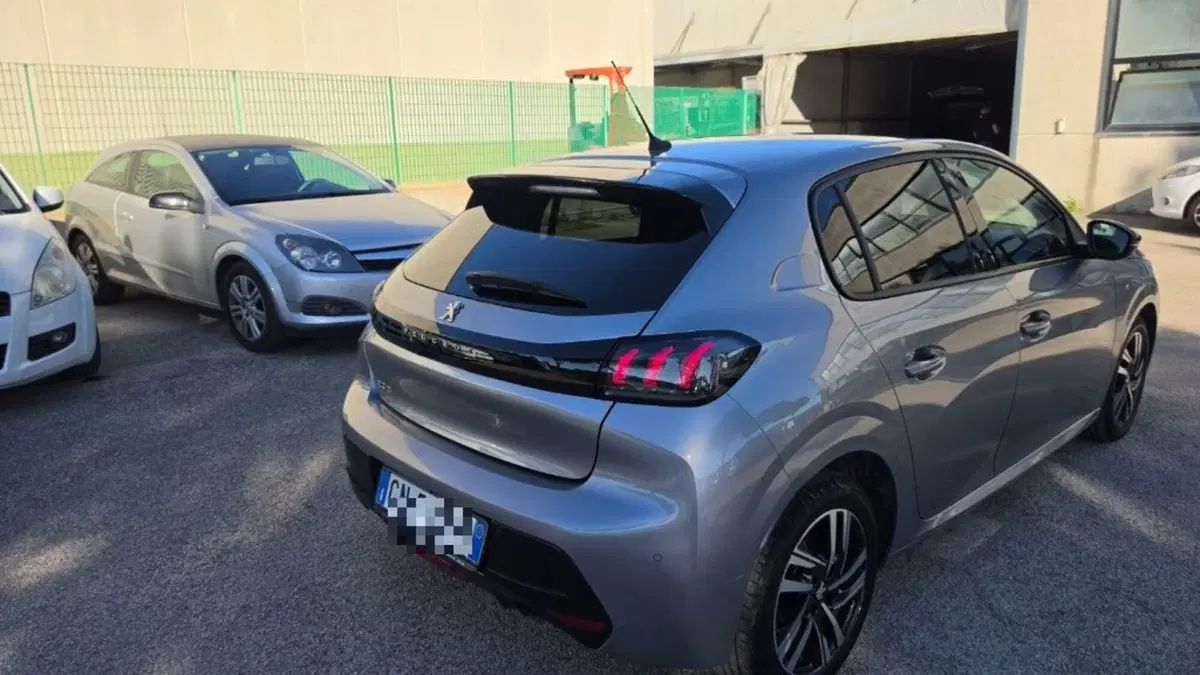 Peugeot 208 usata a Macerata (4)