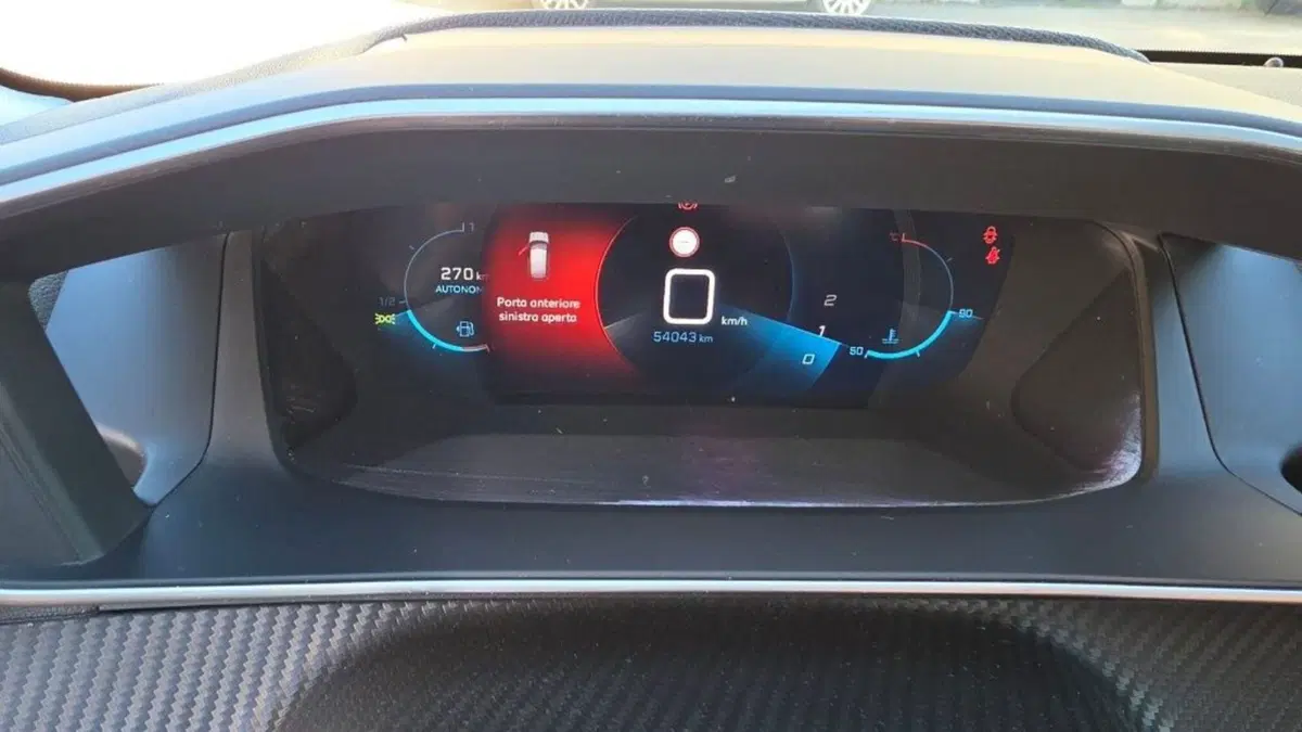 Peugeot 208 usata a Macerata (9)
