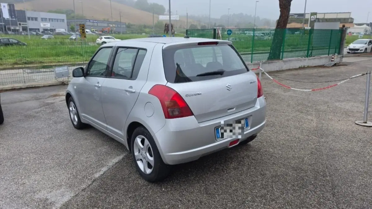 Suzuki Swift usata a Macerata (5)