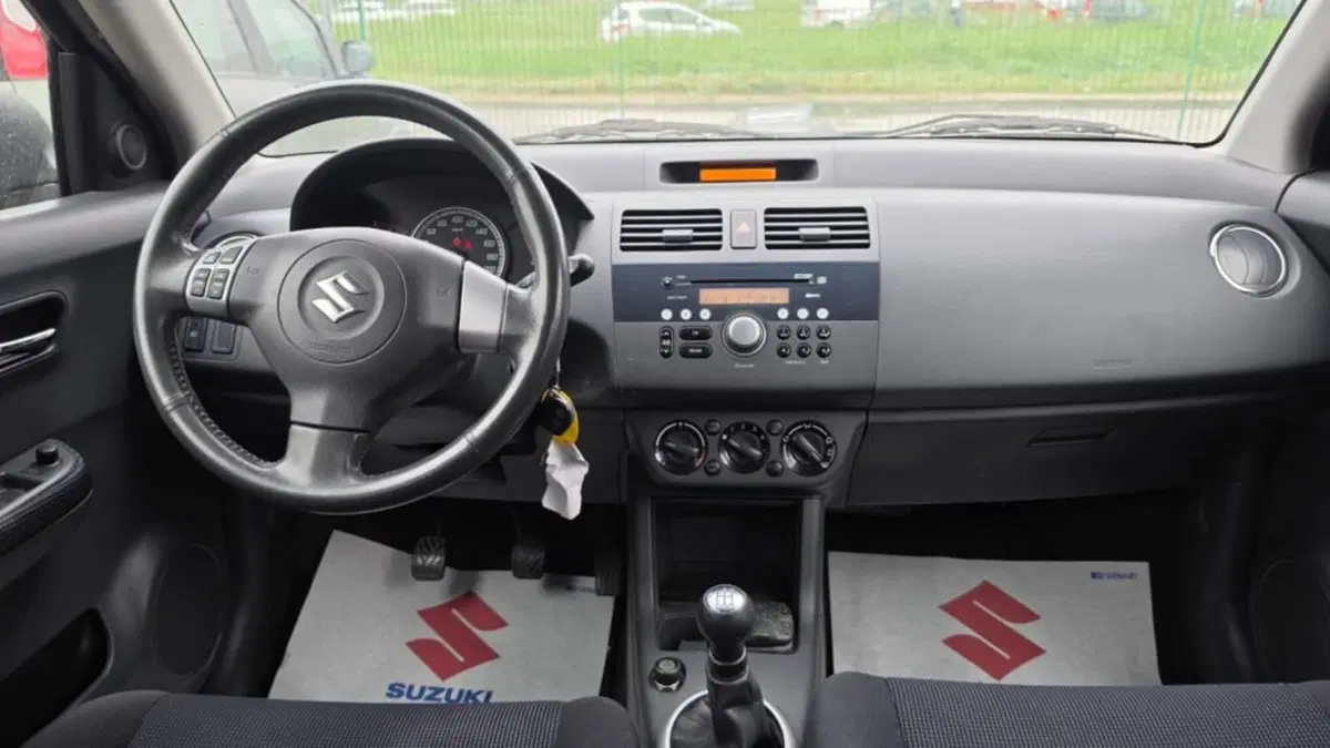 Suzuki Swift usata a Macerata (8)
