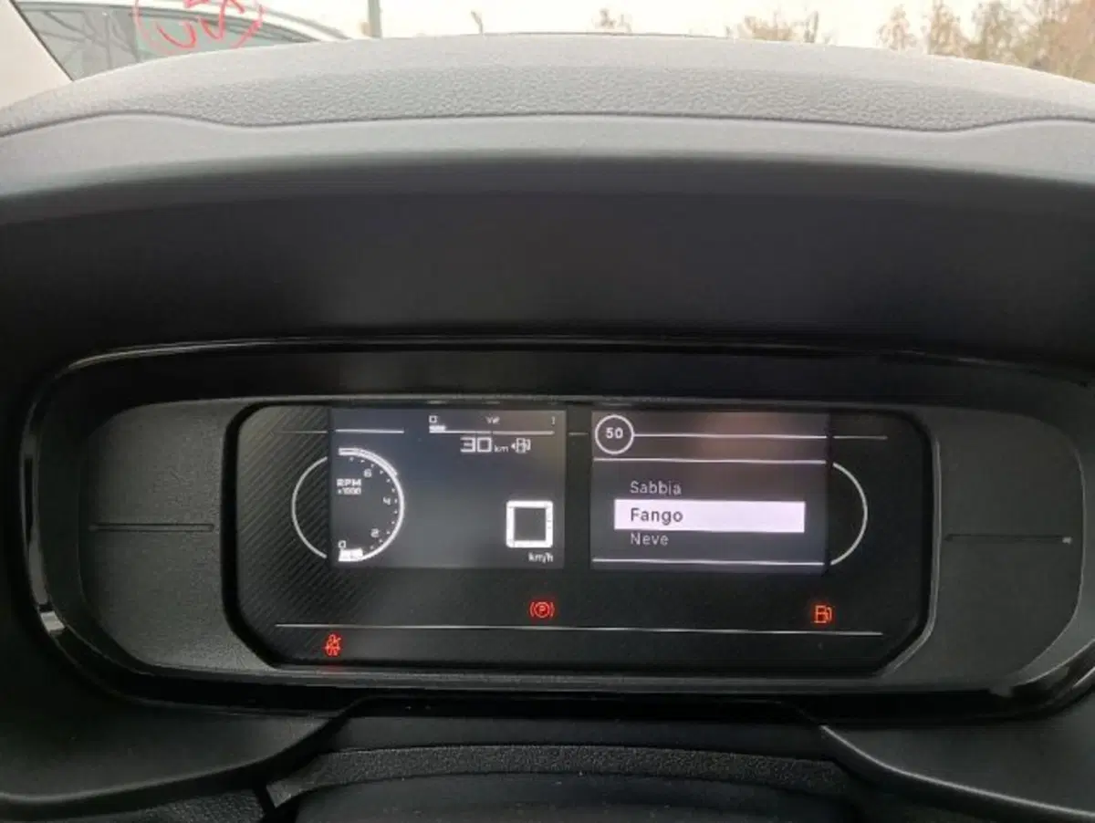 Toyota Proace City Furgone nuova a Brescia (11)