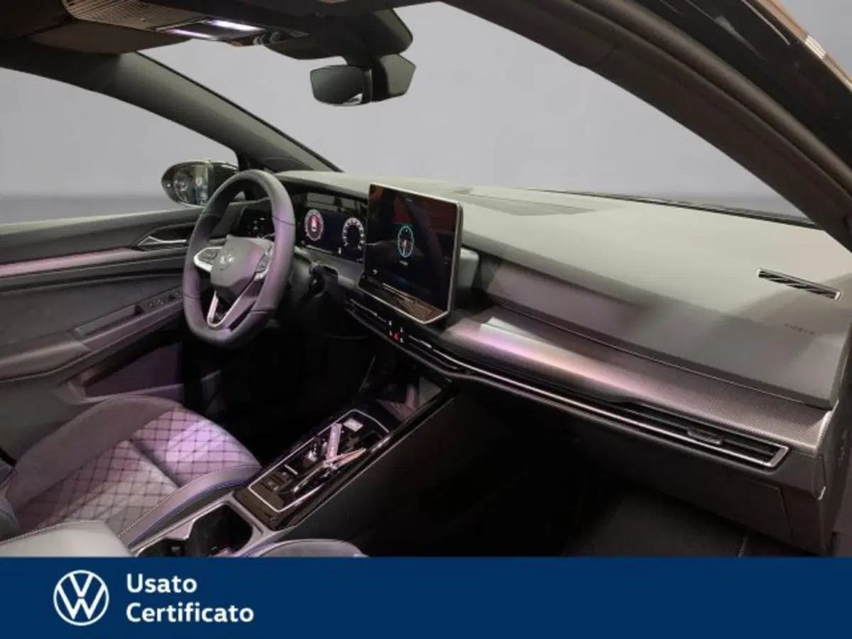 Volkswagen Golf Variant nuova a Vicenza (6)