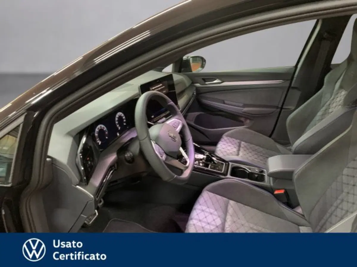 Volkswagen Golf Variant nuova a Vicenza (7)