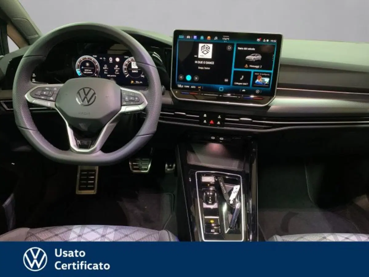 Volkswagen Golf Variant nuova a Vicenza (8)