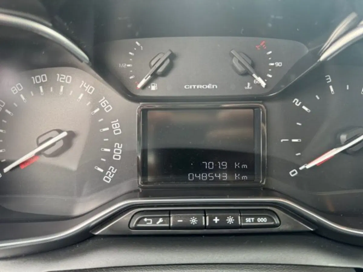 Citroen C3 Aircross usata a Treviso (15)