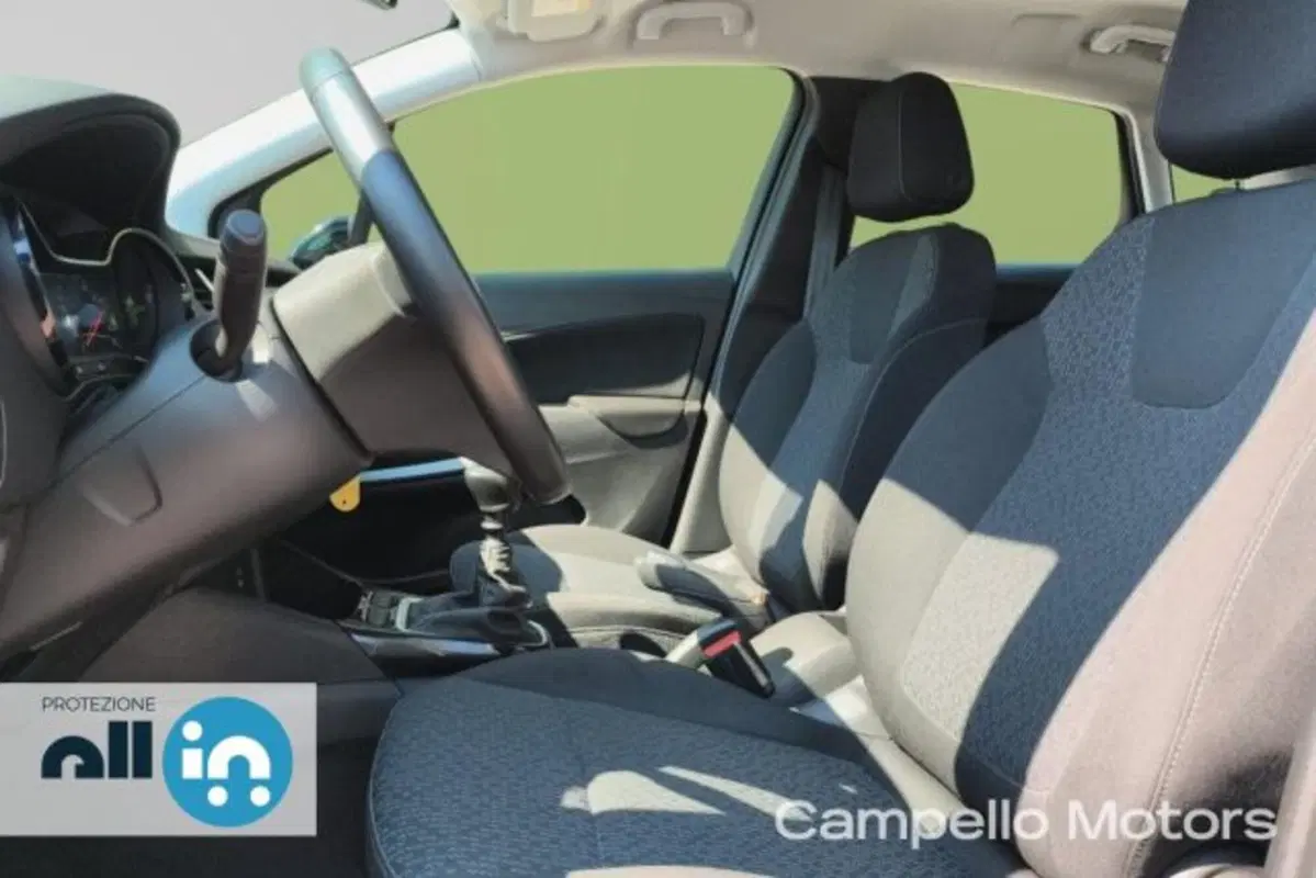 Opel Crossland usata a Venezia (5)