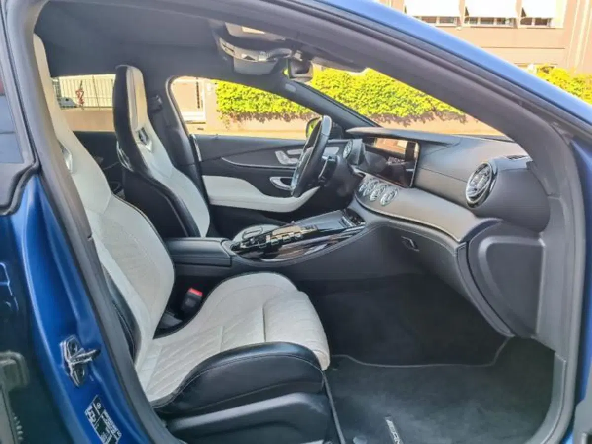 Mercedes-Benz AMG GT Coupé 4 usata a Pisa (18)