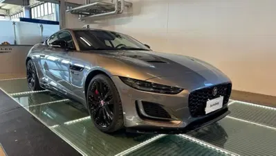Jaguar F-Type Coup&eacute; 5.0 V8 450 CV aut Coup&eacute; R-Dynamic Black del 2023 usata a Reggio nell'Emilia