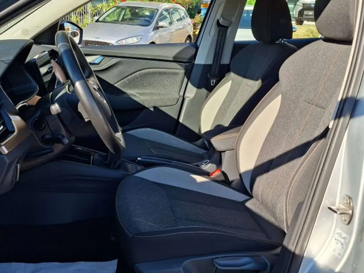 Skoda Kamiq usata a Como (5)