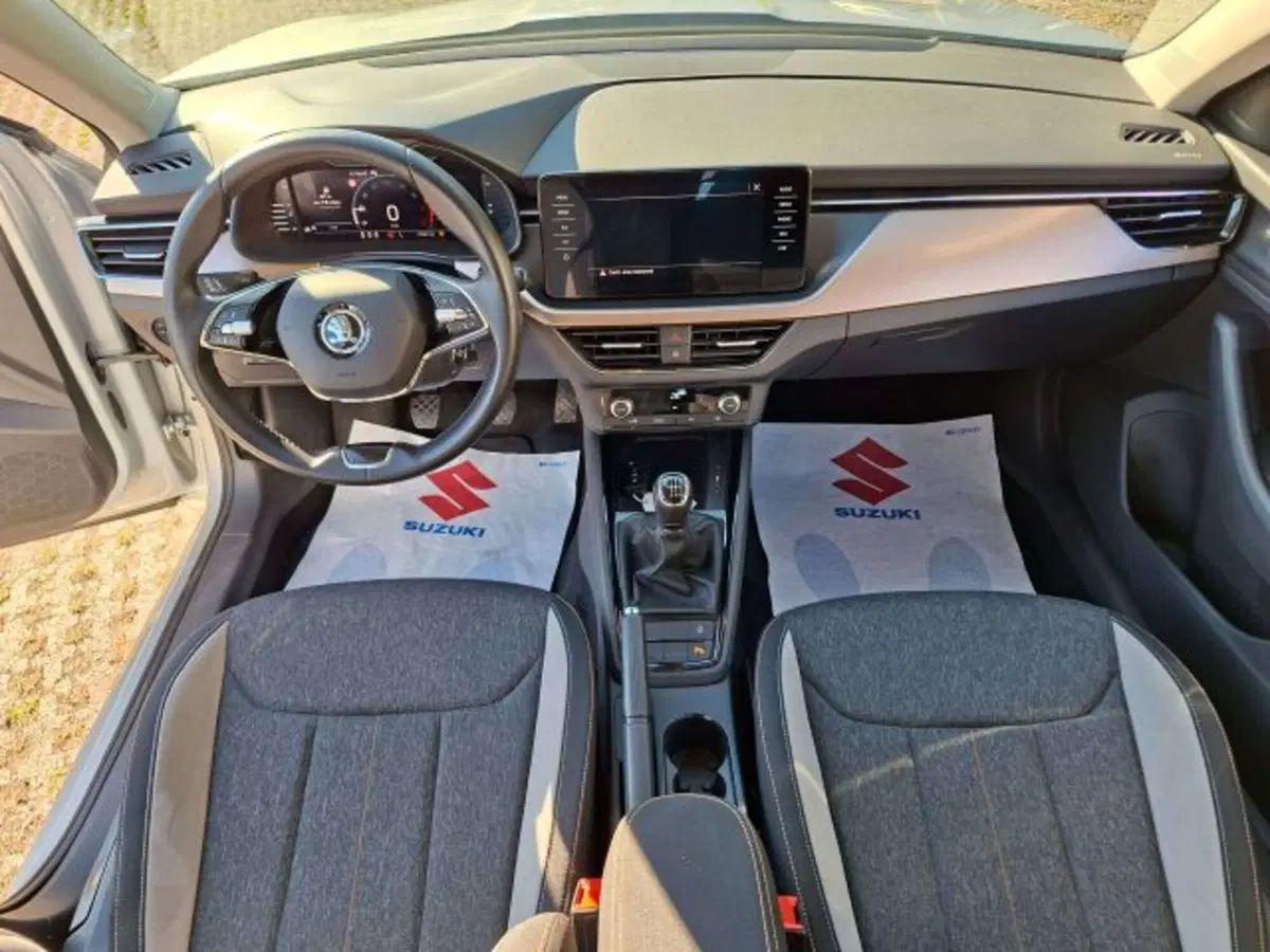 Skoda Kamiq usata a Como (7)