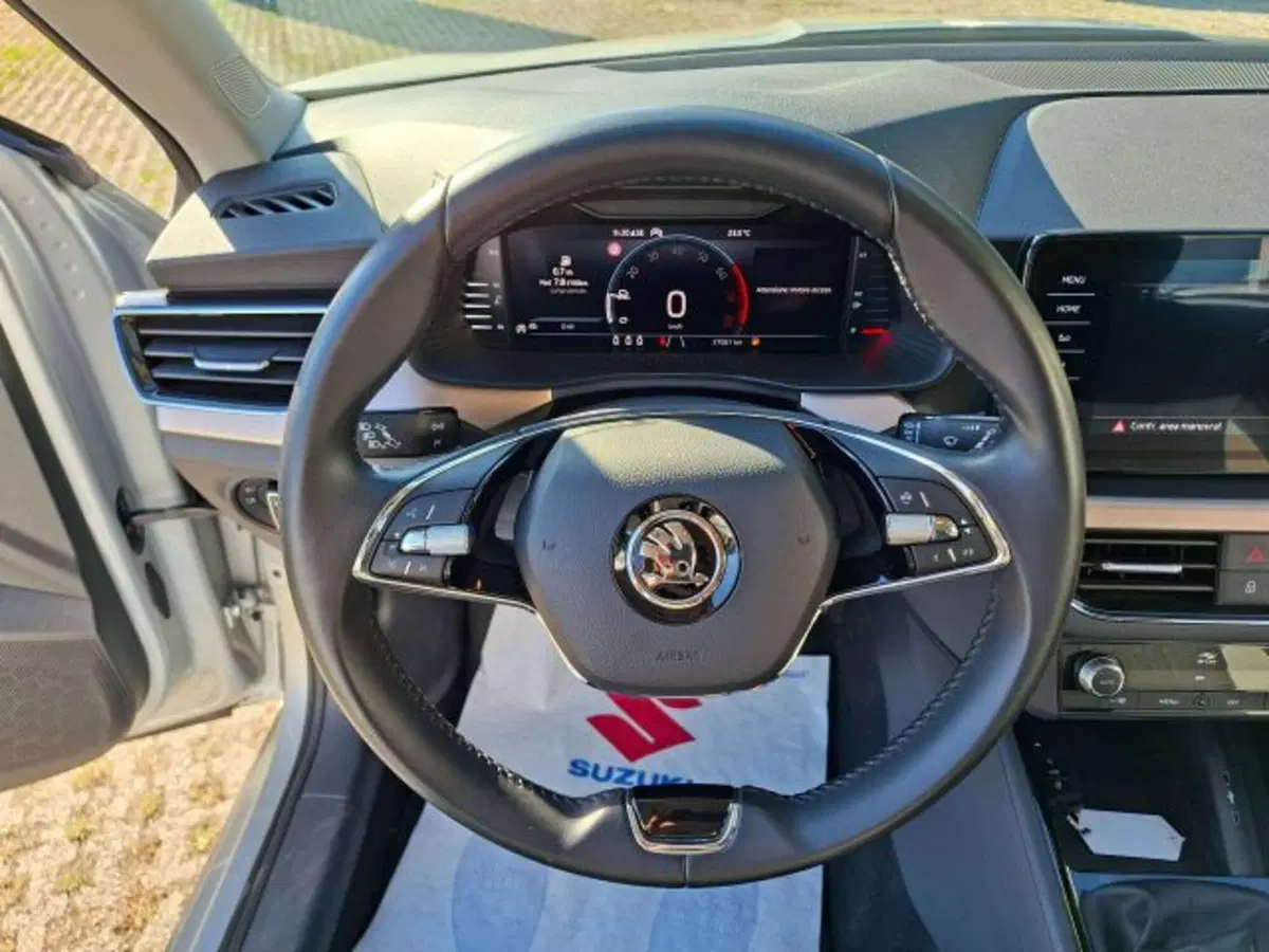 Skoda Kamiq usata a Como (8)
