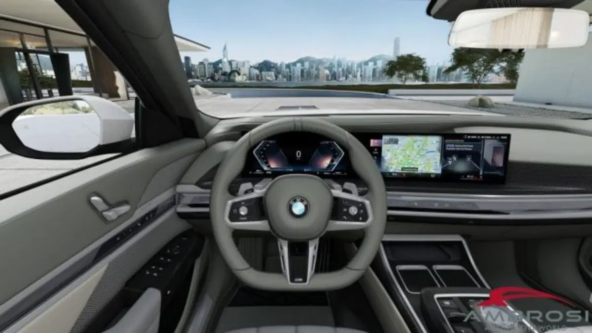 BMW Serie 7 nuova a Perugia (12)
