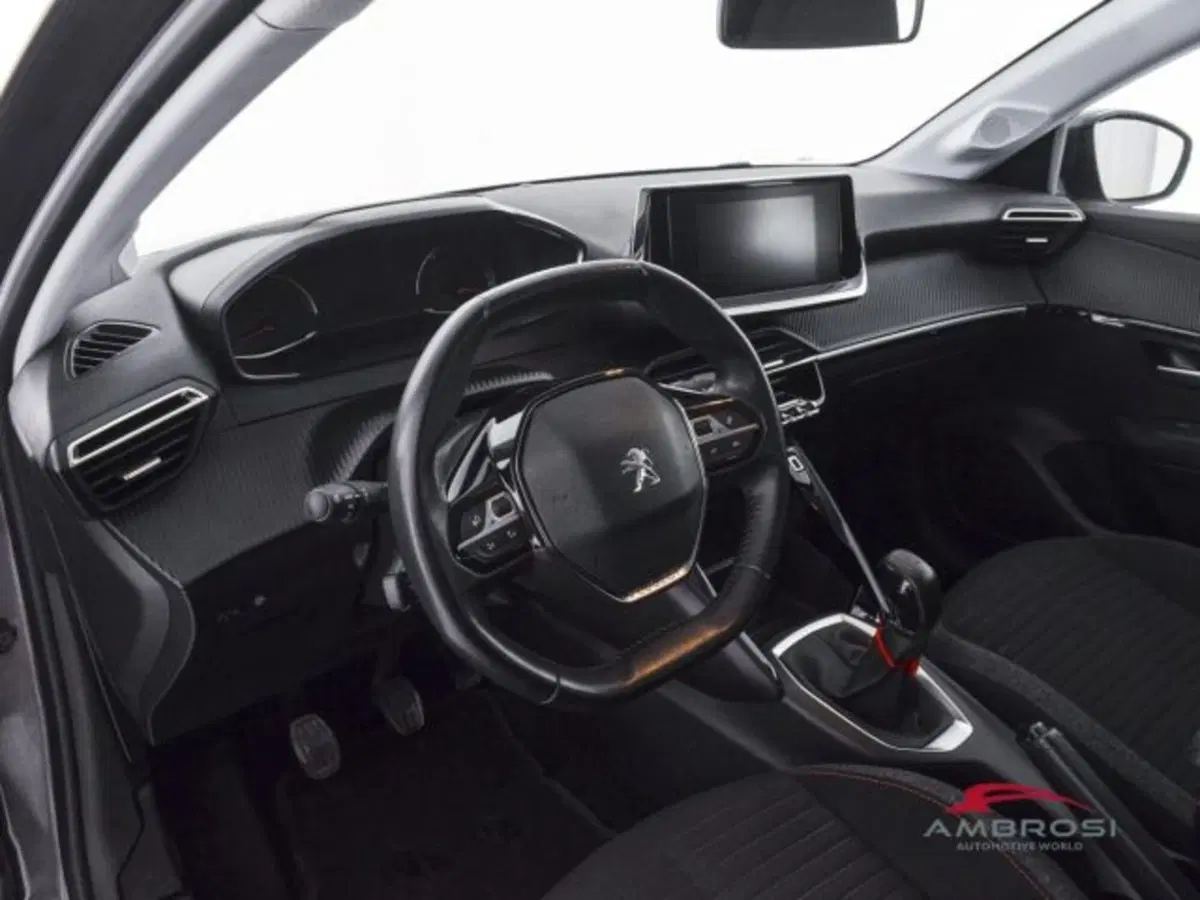 Peugeot 208 usata a Perugia (8)
