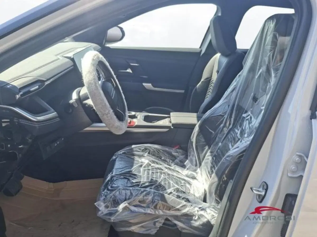 Jeep Compass nuova a Perugia (9)