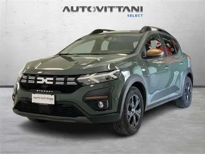 Dacia Sandero Stepway 1.0 tce Extreme Up 110cv del 2023 usata a Como