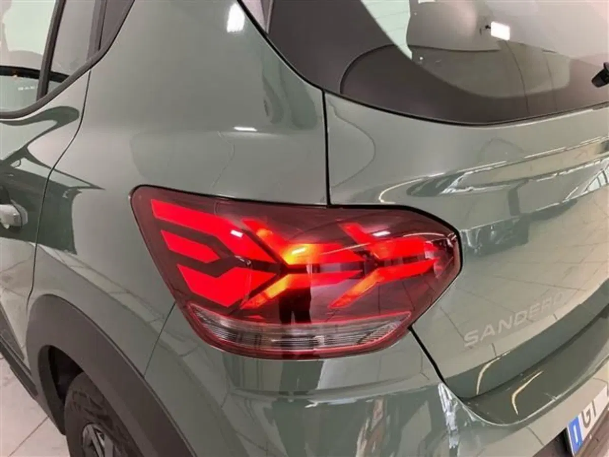 Dacia Sandero Stepway usata a Como (8)