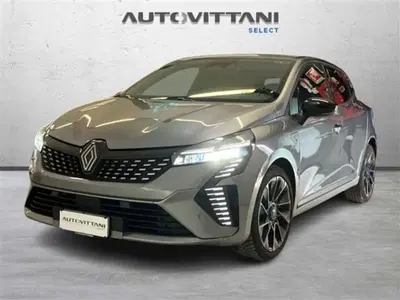 Renault Clio 1.0 tce esprit Alpine 90cv del 2024 usata a Como